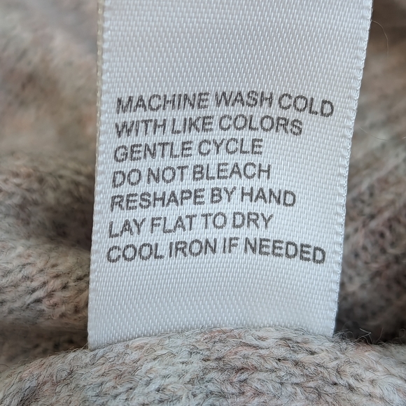 NWT Nordstrom Rack StitchDrop Shin Length Grey W/Subtle Pink Hues Sweater Dress - Picture 9 of 10